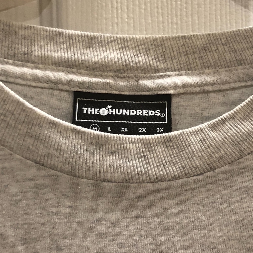 Hundreds - Picture 2 of 3